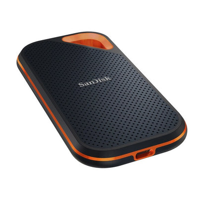 SanDisk Extreme Pro Portable SSD - 2TB / Up to 2000 MB/s / USB 3.2 Gen 2 Type-C / External SSD (Solid State Drive)